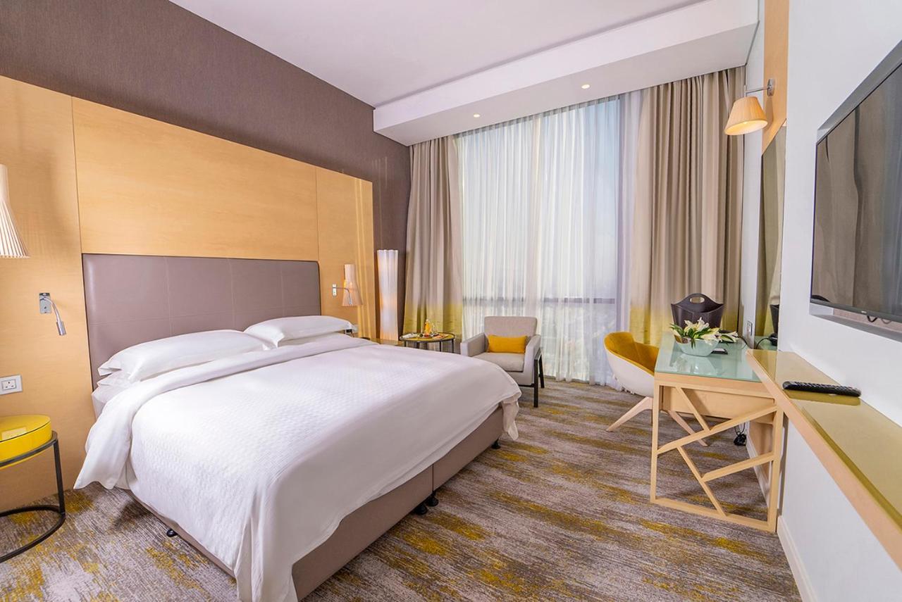 Hotel Dana Rayhaan By Rotana 5*